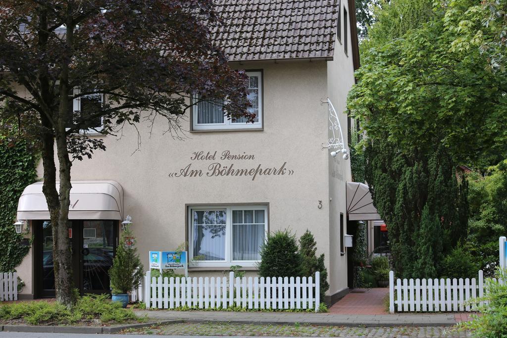Hotel-Pension Am Böhmepark Soltau Exterior foto